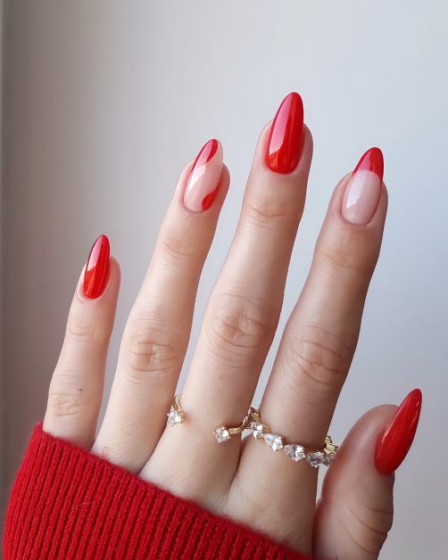 Belinda usa las uñas acrílicas rojas con glitter que te harán brillar en la  cena de Navidad  Panorama